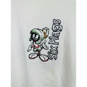 Vintage 1997 Embroidered Marvin Martian Six Flags Tee Size Large